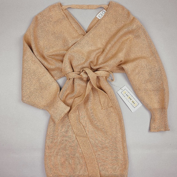 Dresses & Skirts - Knitted Off Shoulder Dress